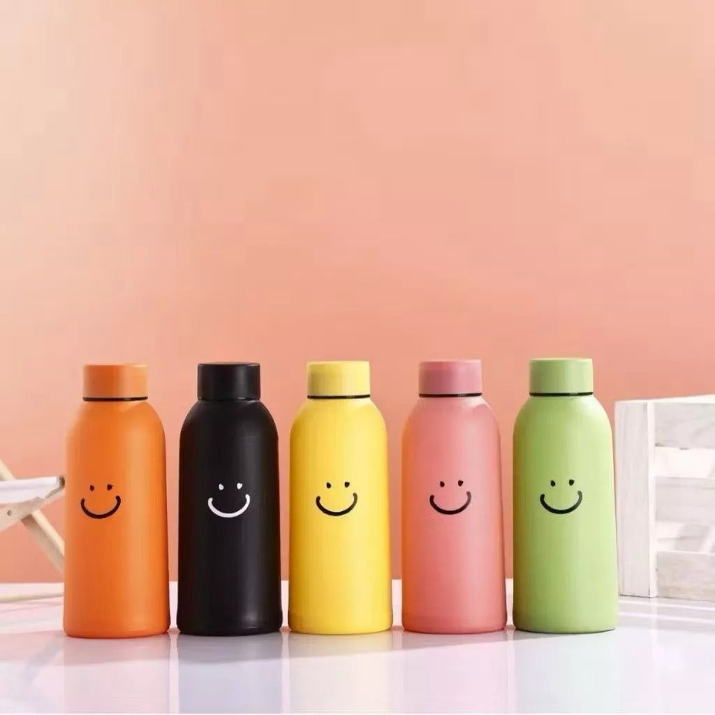 500ML Aesthetic Smile Face Glass Bottle (Random Color)